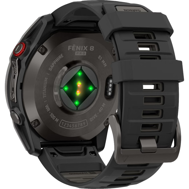 Vue arrière de la smartwatch Garmin Fenix 8 Pro LTE AMOLED Sapphire Noir gris carbone 51mm mettant en évidence son bracelet noir, ses capteurs lumineux, les détails du modèle et le fermoir en métal.